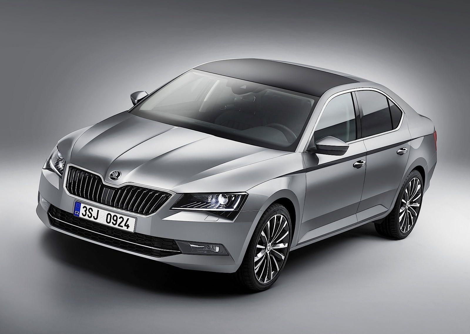 Skoda Superb photo 15