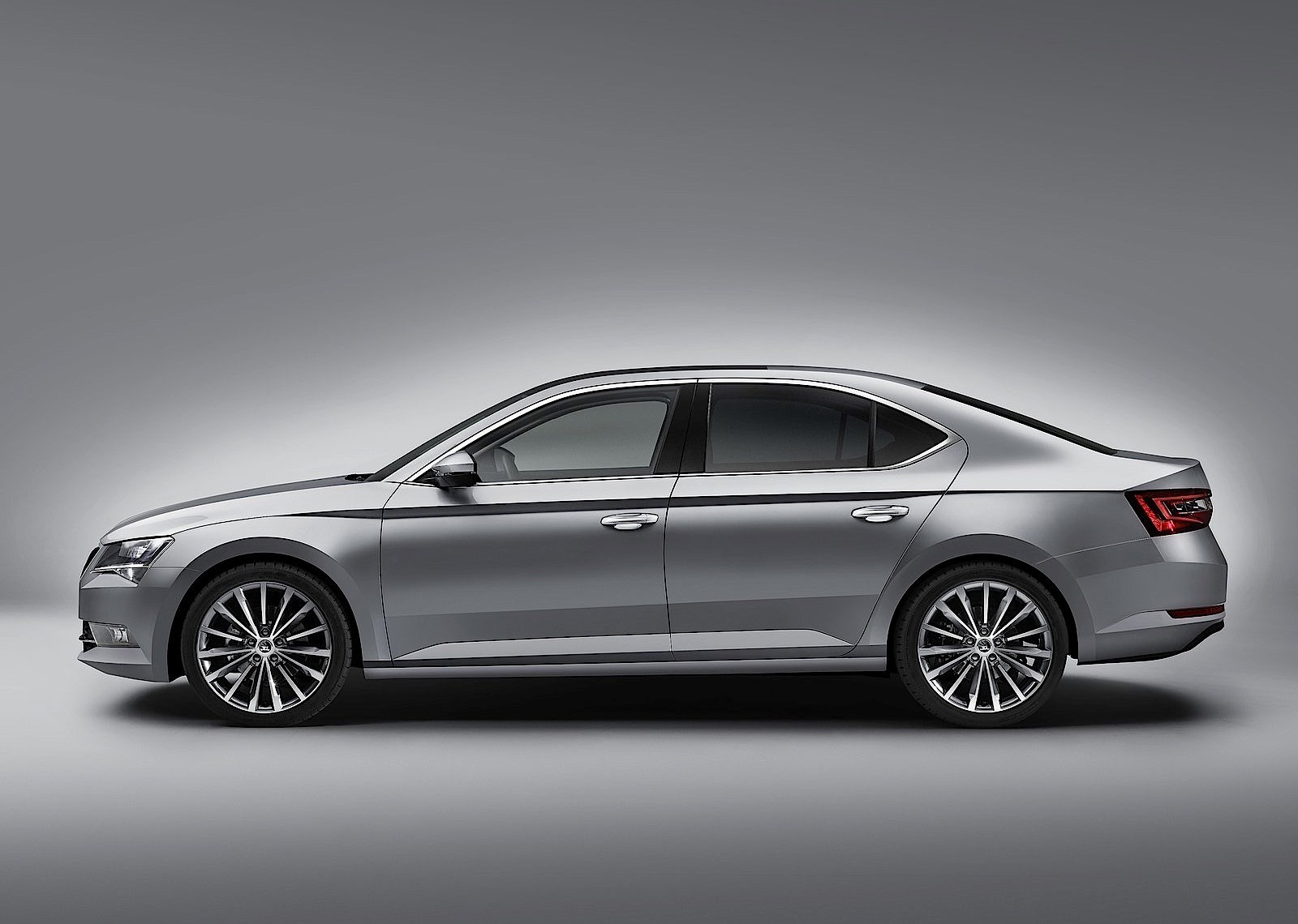 Skoda Superb photo 16