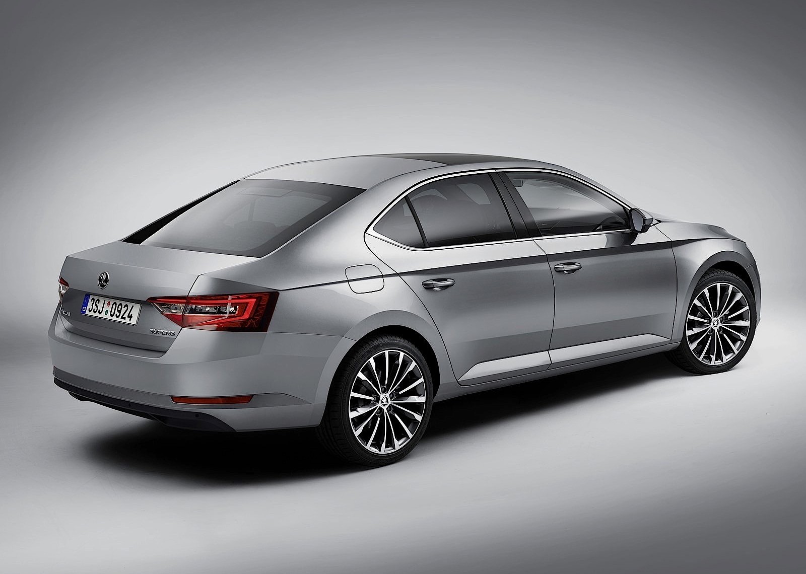Skoda Superb photo 18