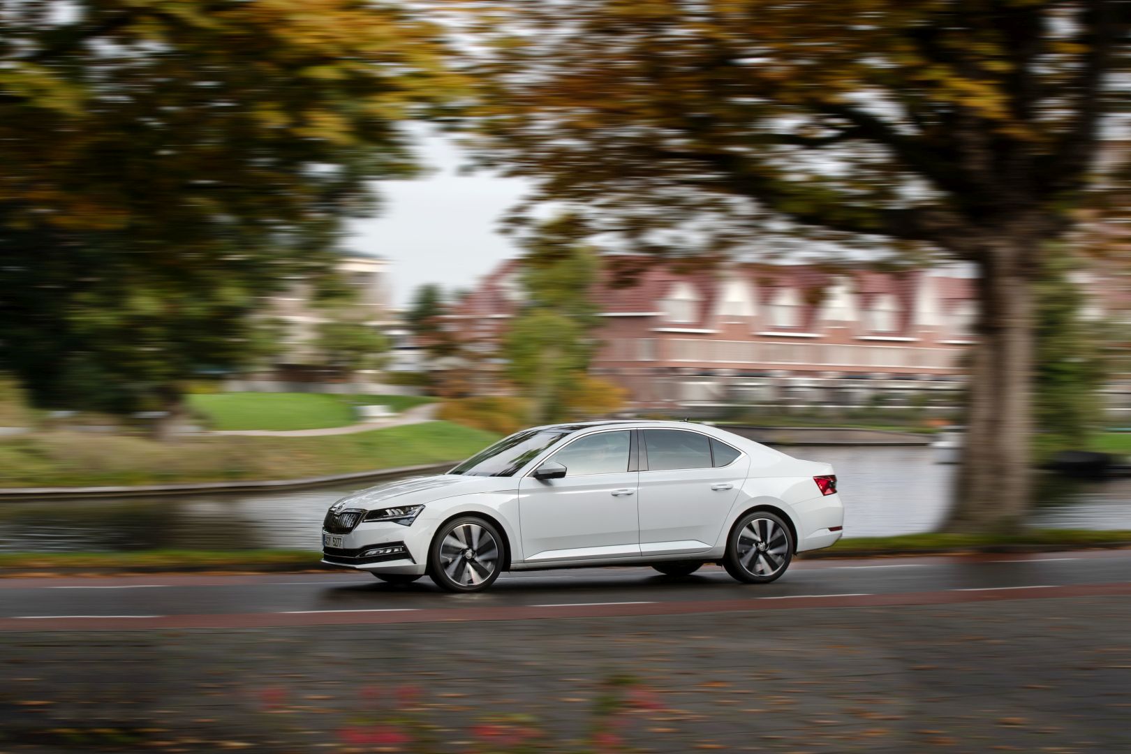 Skoda Superb photo 20