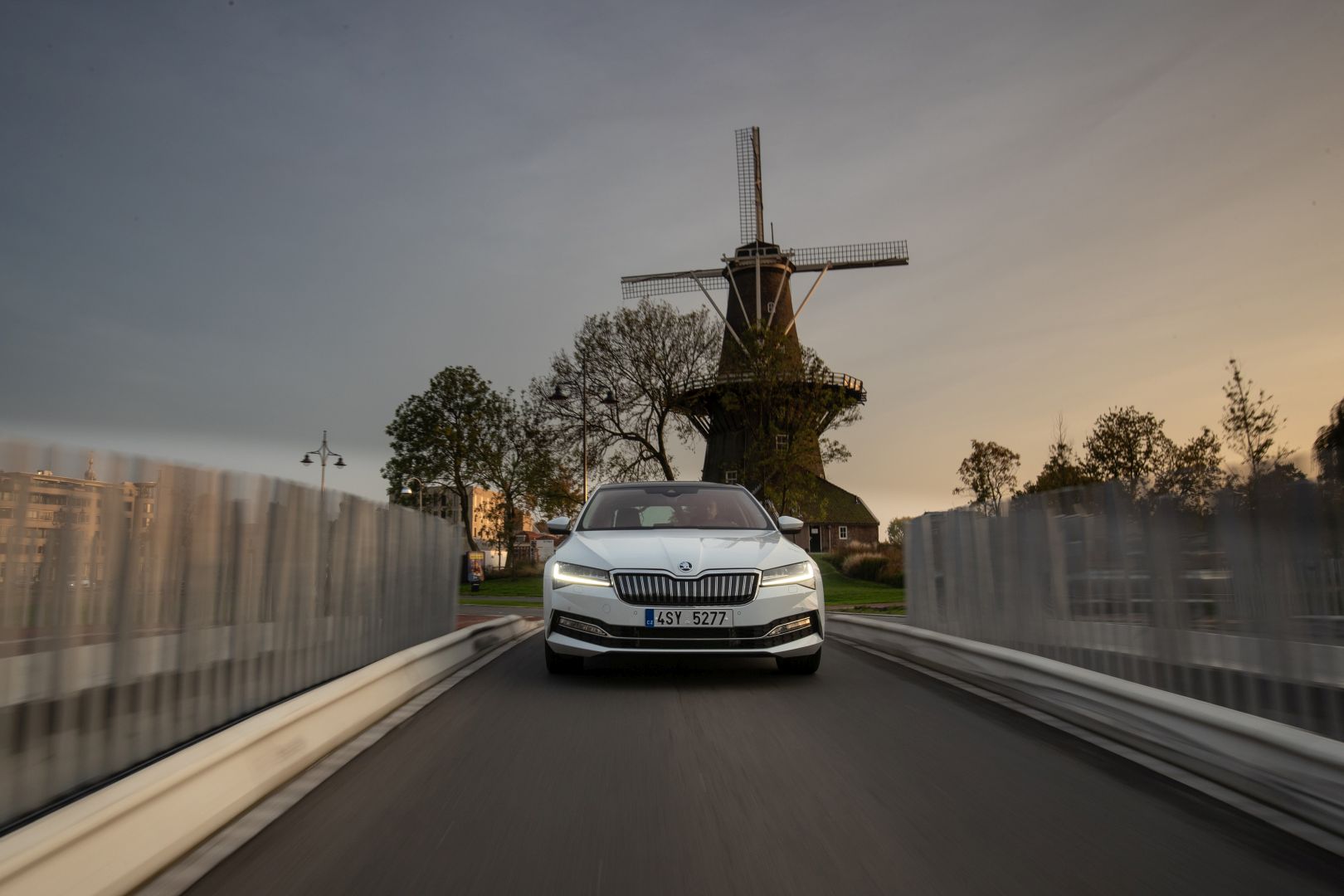 Skoda Superb photo 21