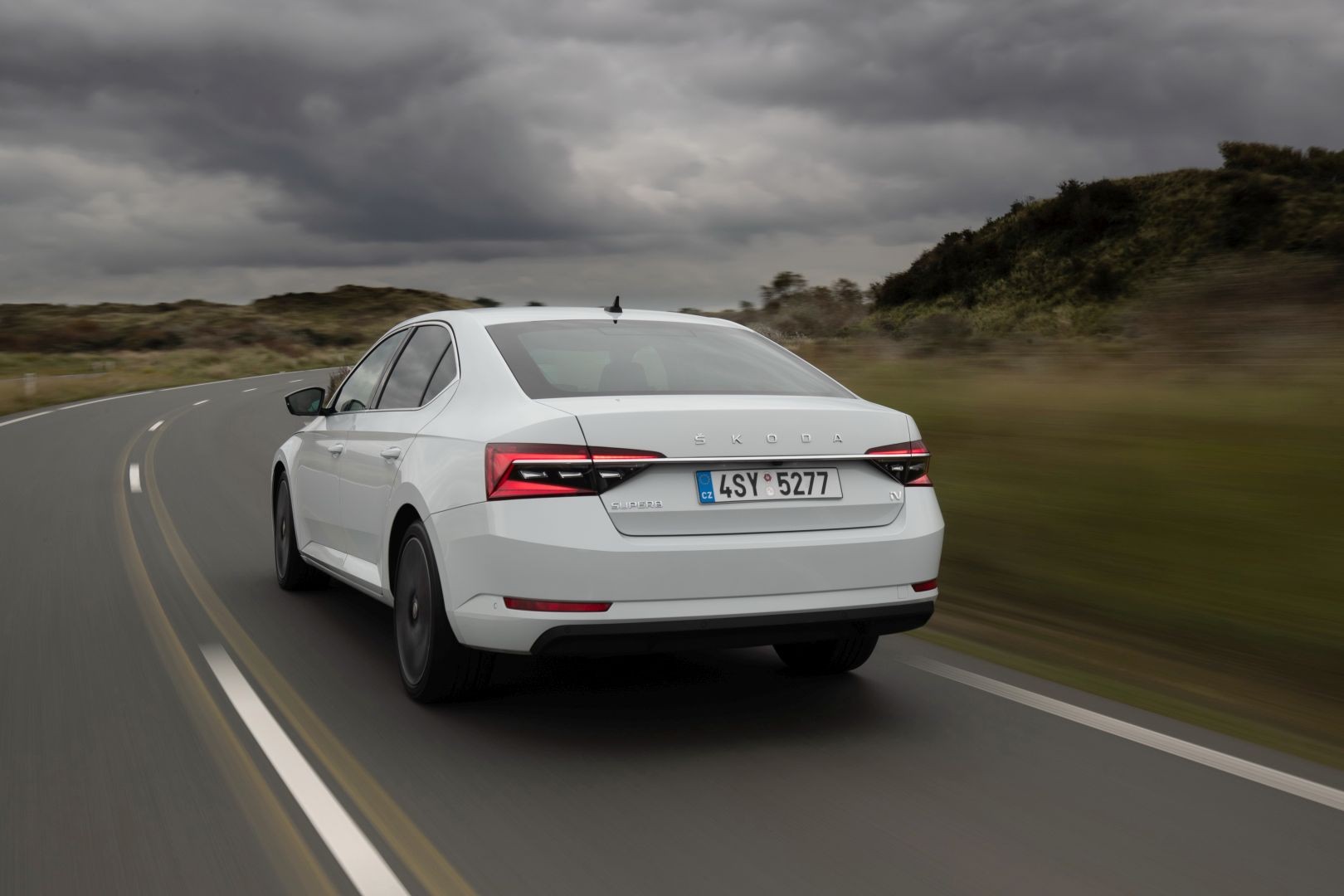 Skoda Superb photo 24