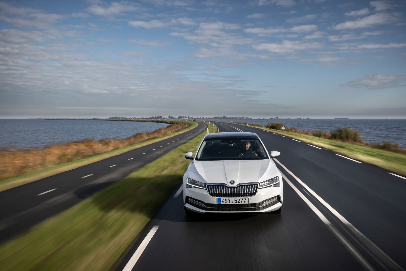 Skoda Superb photo 31
