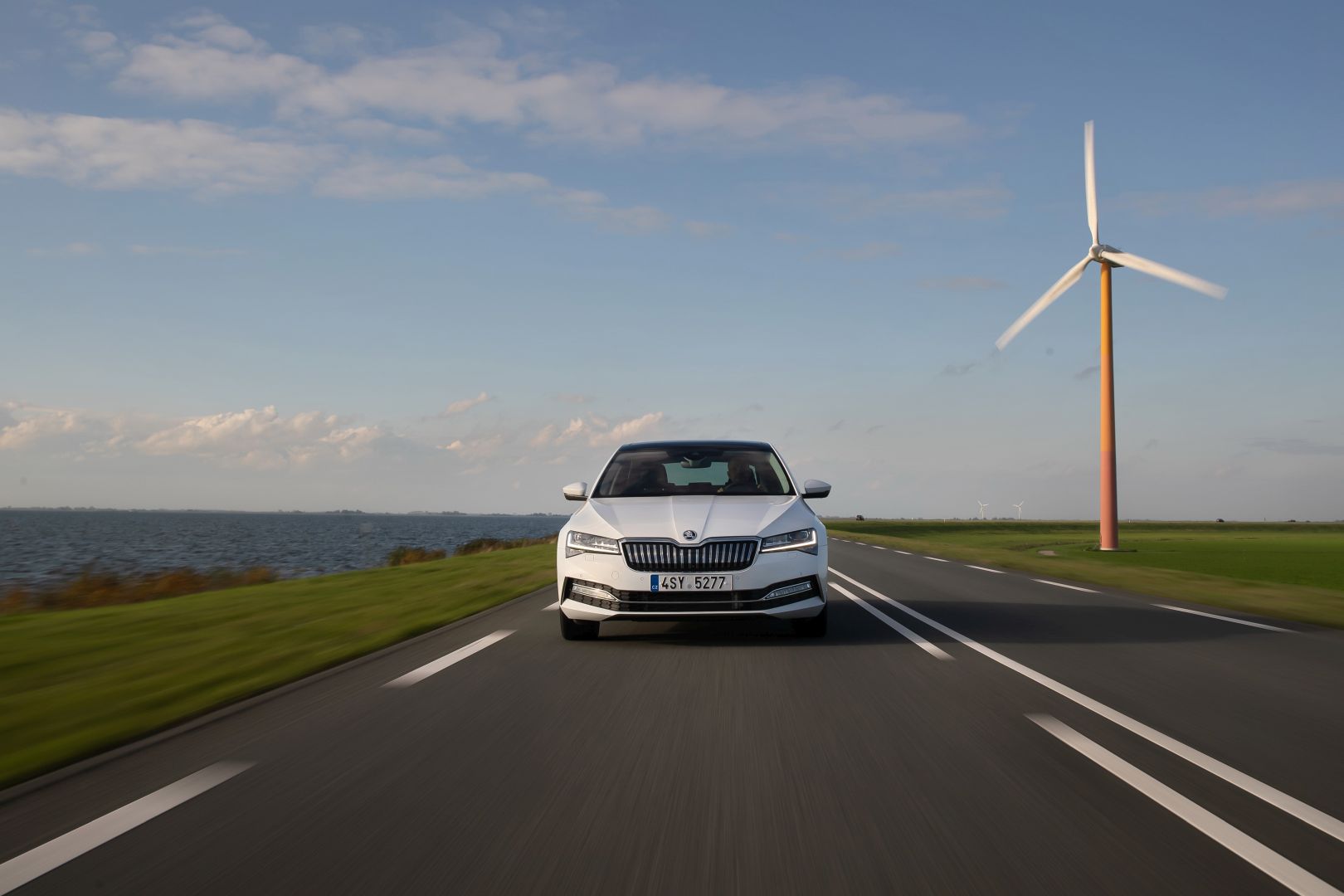 Skoda Superb photo 34