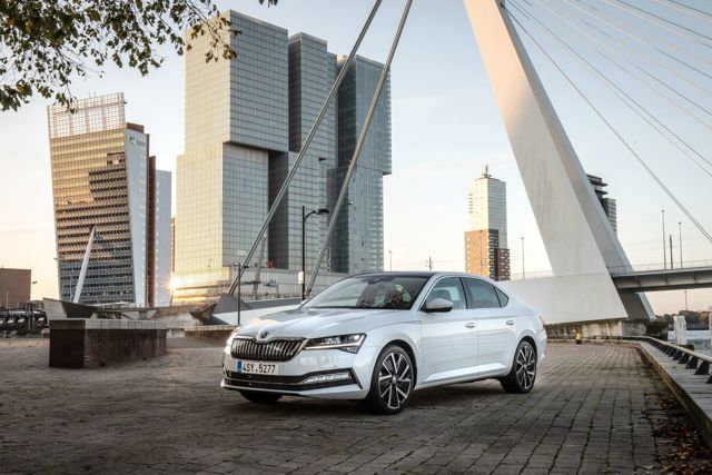 Skoda Superb photo 52