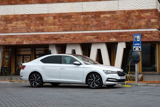 Skoda Superb photo 58