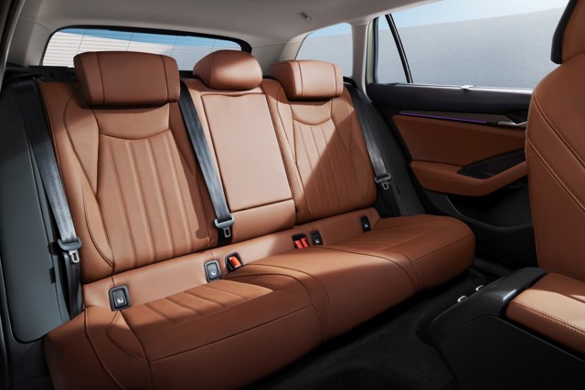 Skoda Superb photo 19