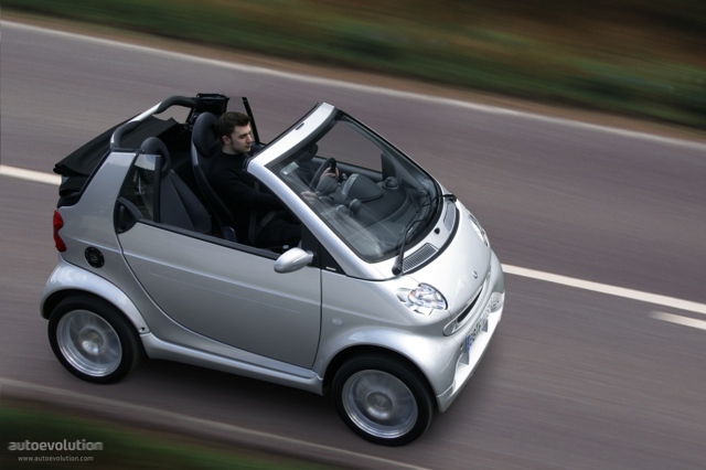 Smart Fortwo Cabrio Brabus foto 1