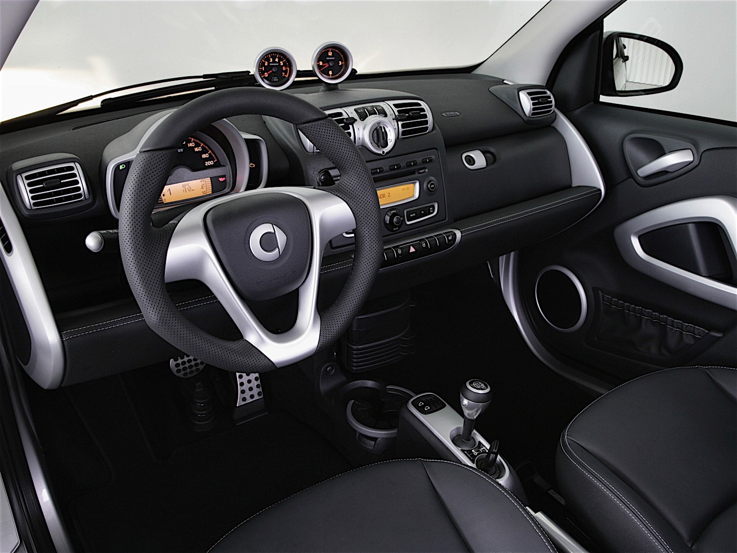 Smart Fortwo Cabrio Brabus photo 52