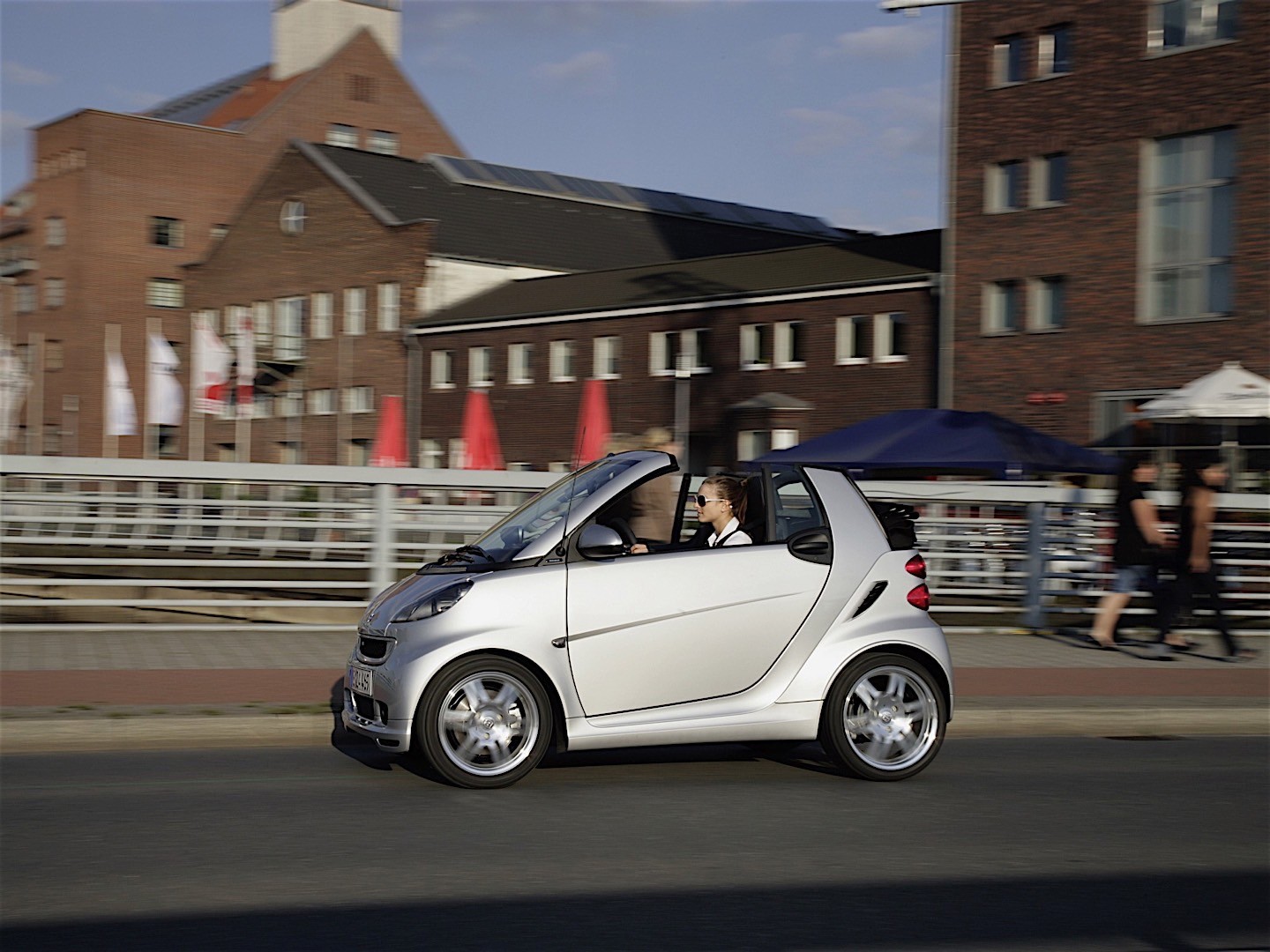 Smart Fortwo Cabrio Brabus photo 11