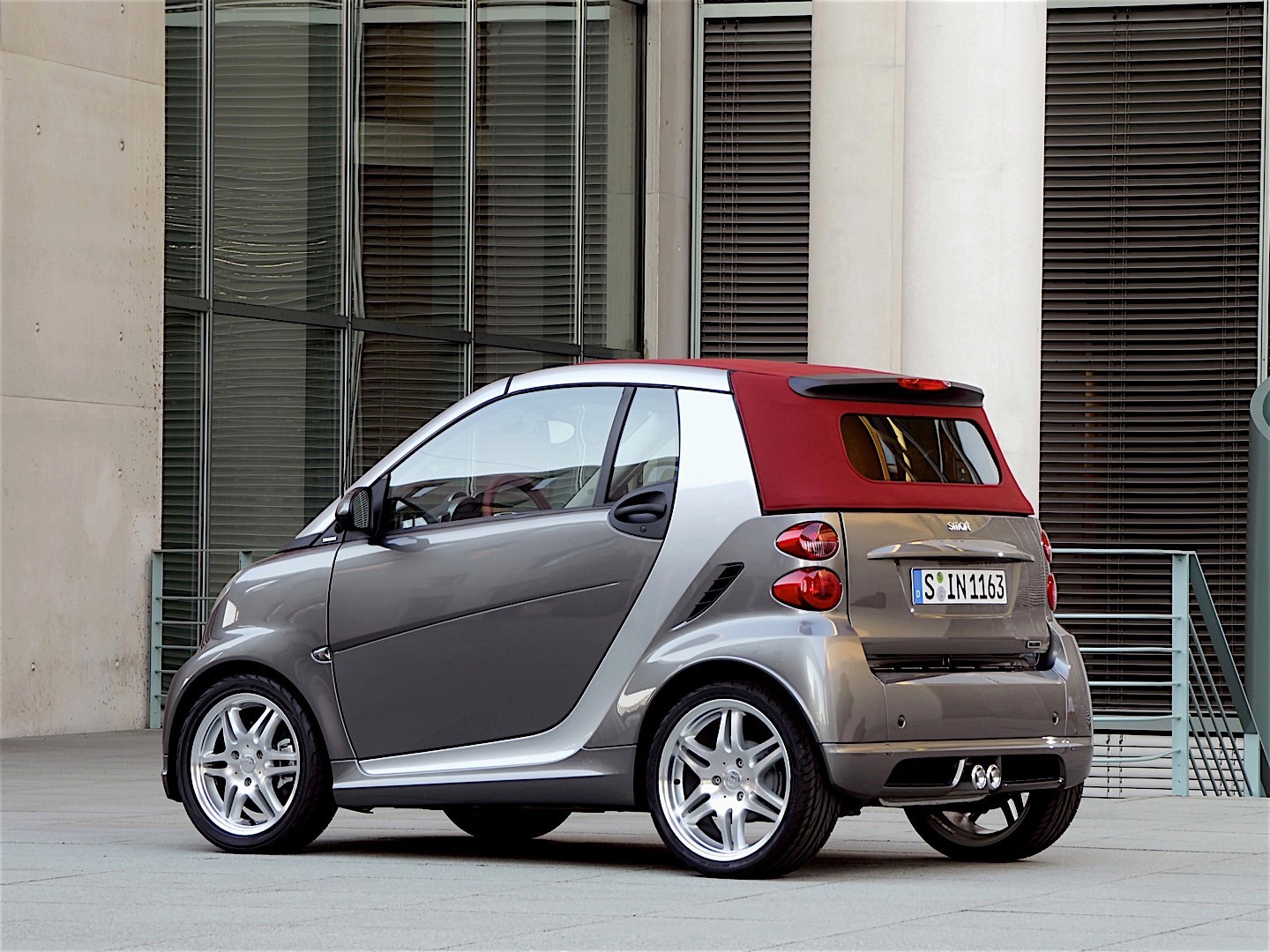 Smart Fortwo Cabrio Brabus photo 16