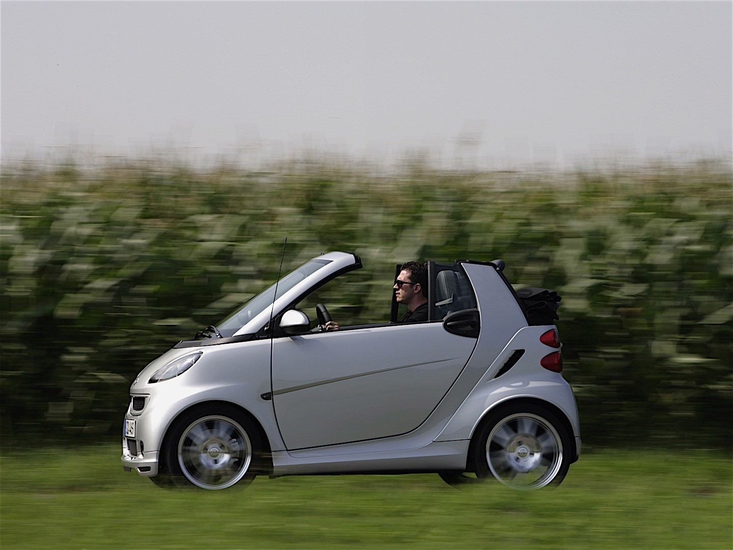 Smart Fortwo Cabrio Brabus photo 25