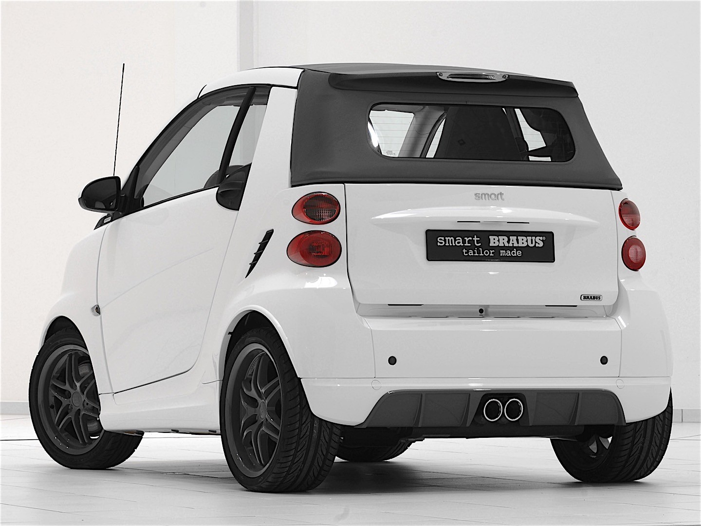Smart Fortwo Cabrio Brabus photo 28