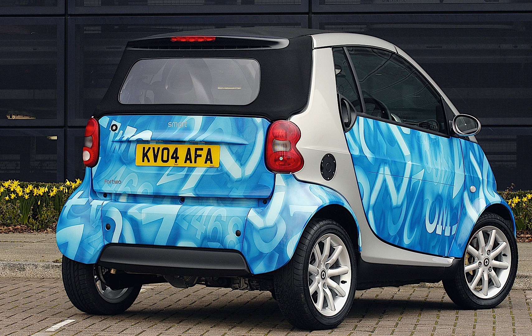 Smart Fortwo Cabrio photo 4