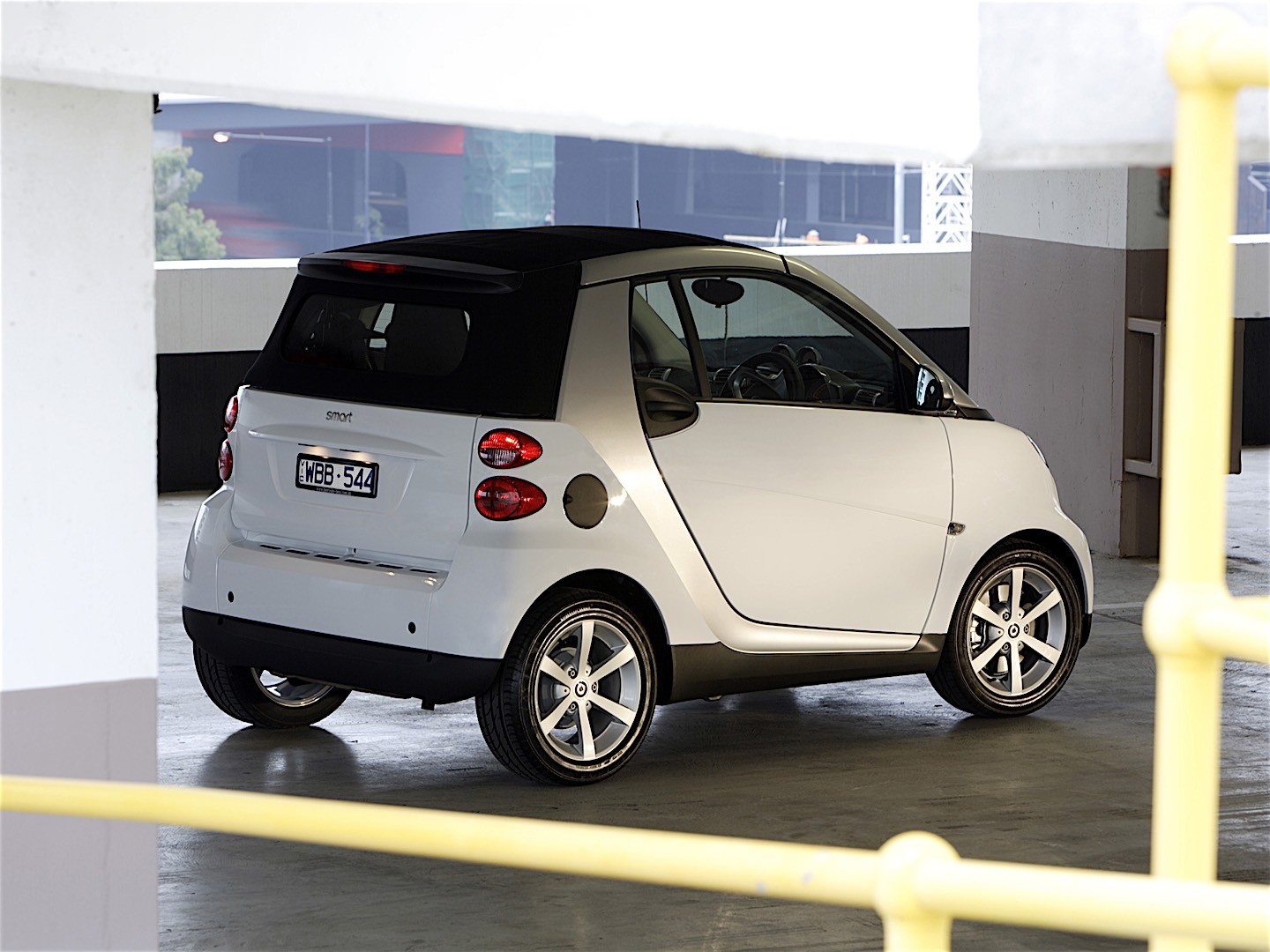 Smart Fortwo Cabrio photo 34