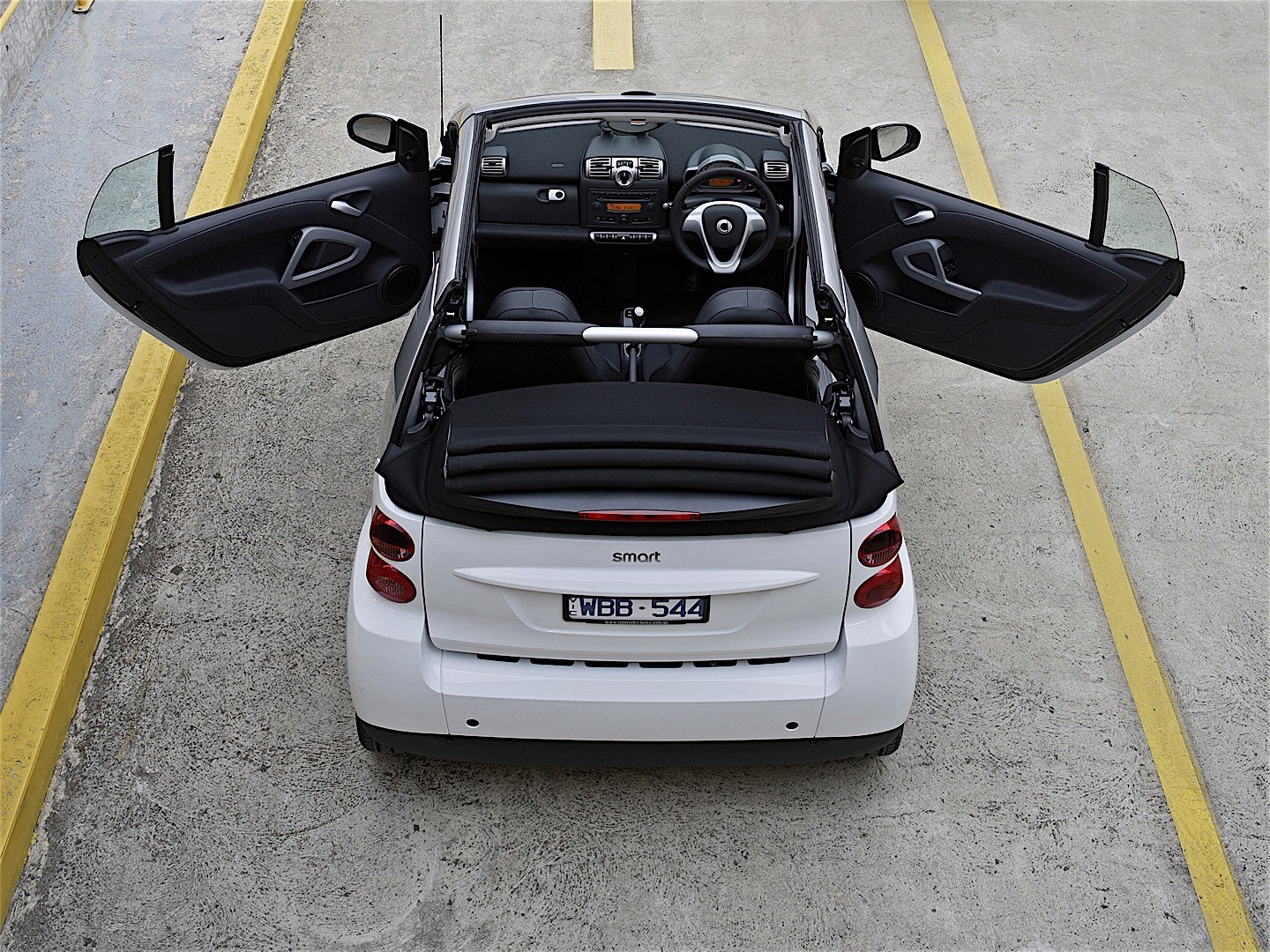 Smart Fortwo Cabrio photo 36