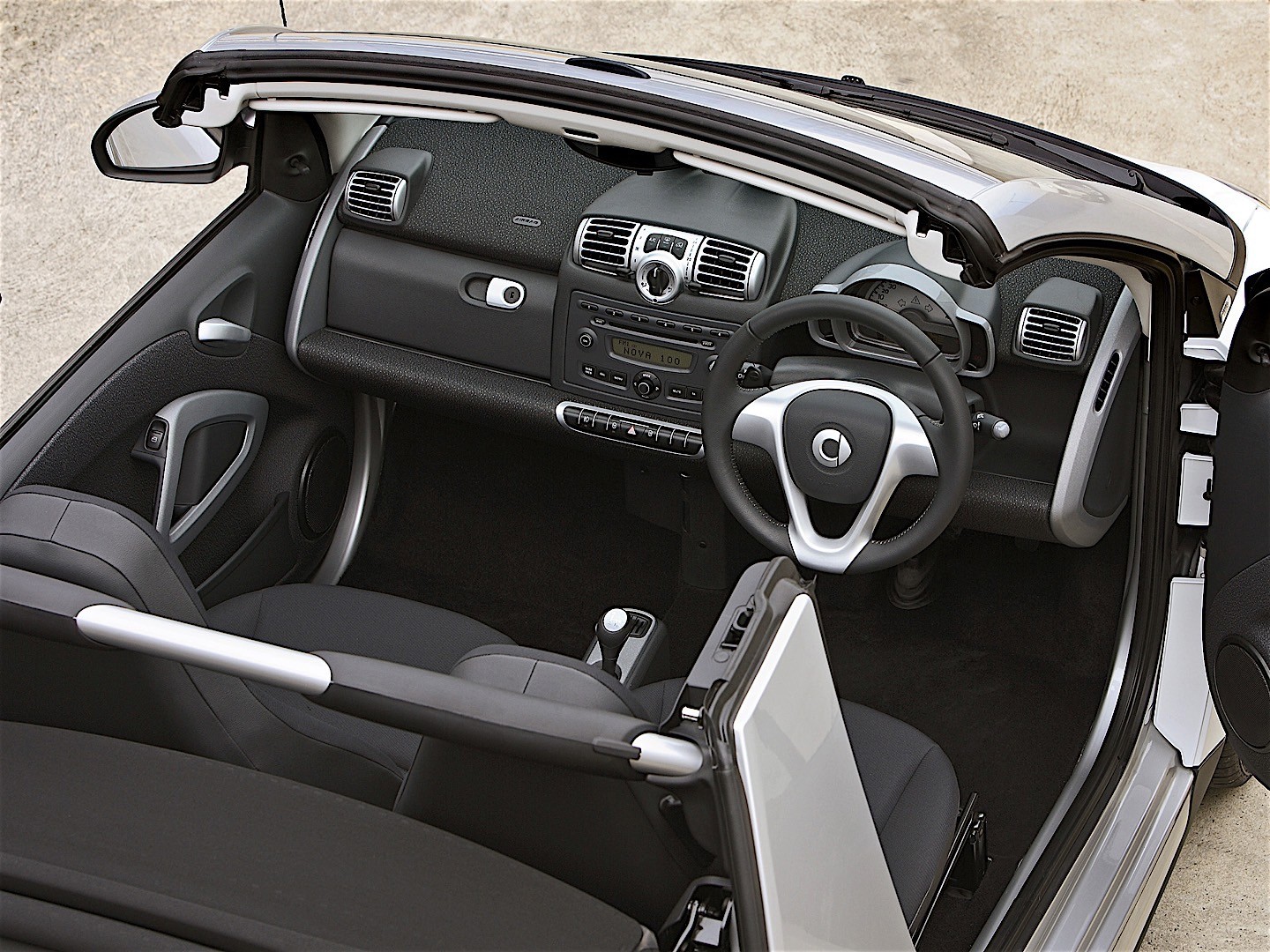 Smart Fortwo Cabrio photo 52