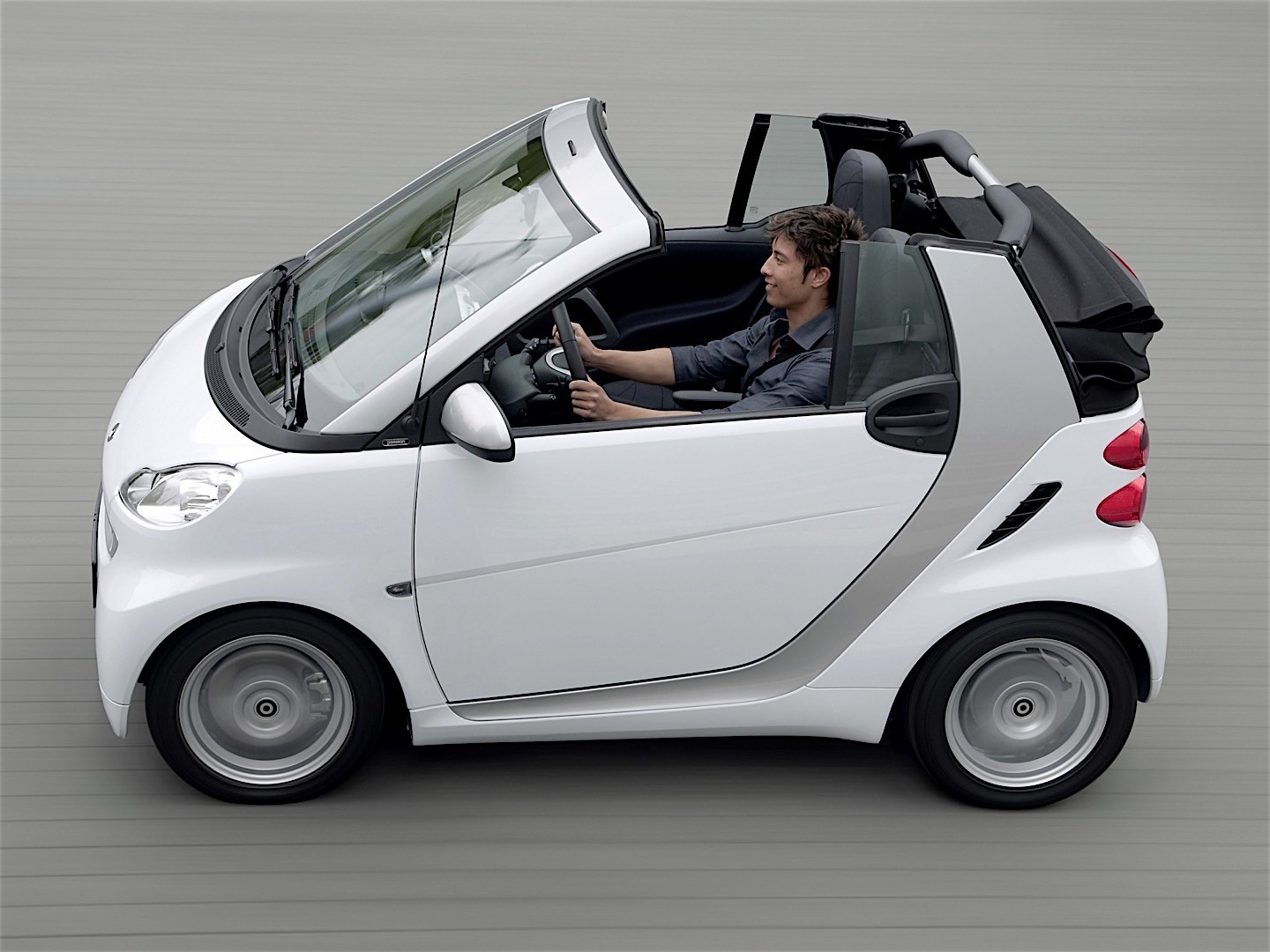 Smart Fortwo Cabrio photo 9