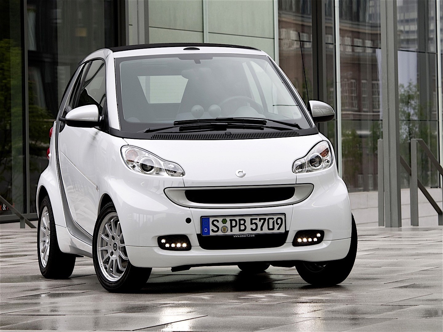 Smart Fortwo Cabrio photo 11