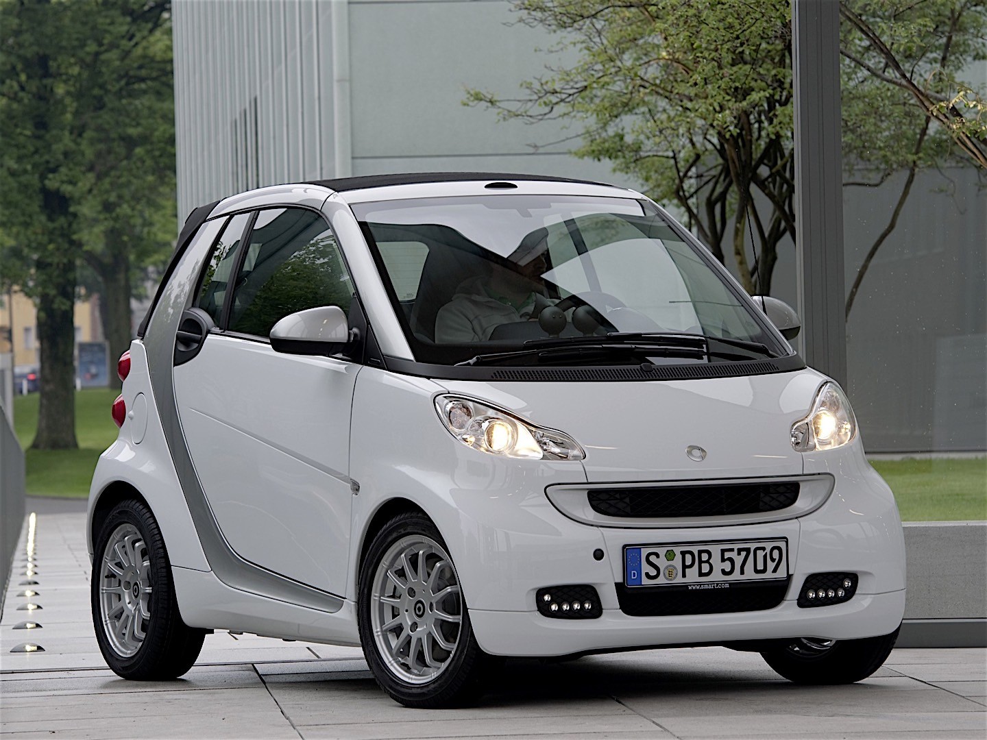 Smart Fortwo Cabrio photo 12