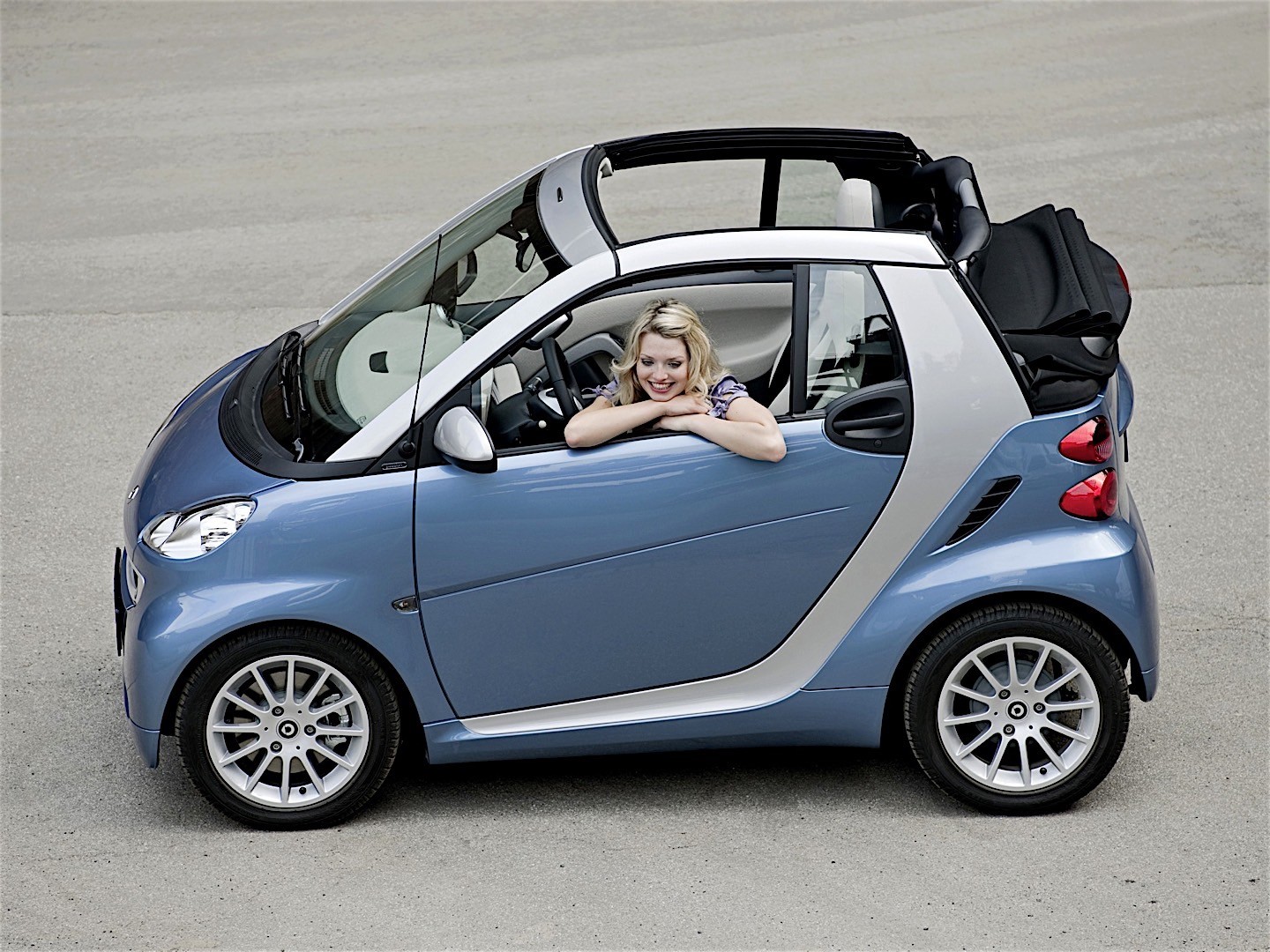Smart Fortwo Cabrio photo 24