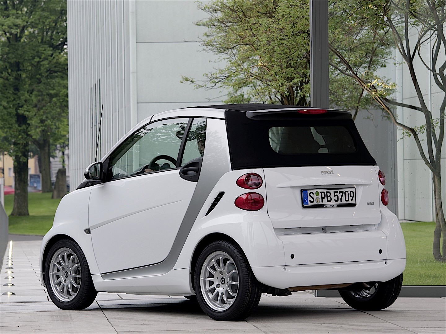 Smart Fortwo Cabrio photo 31