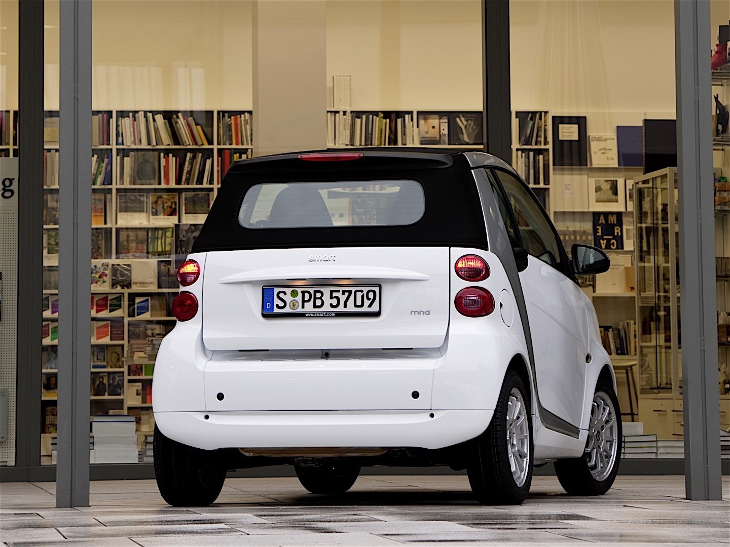 Smart Fortwo Cabrio photo 38