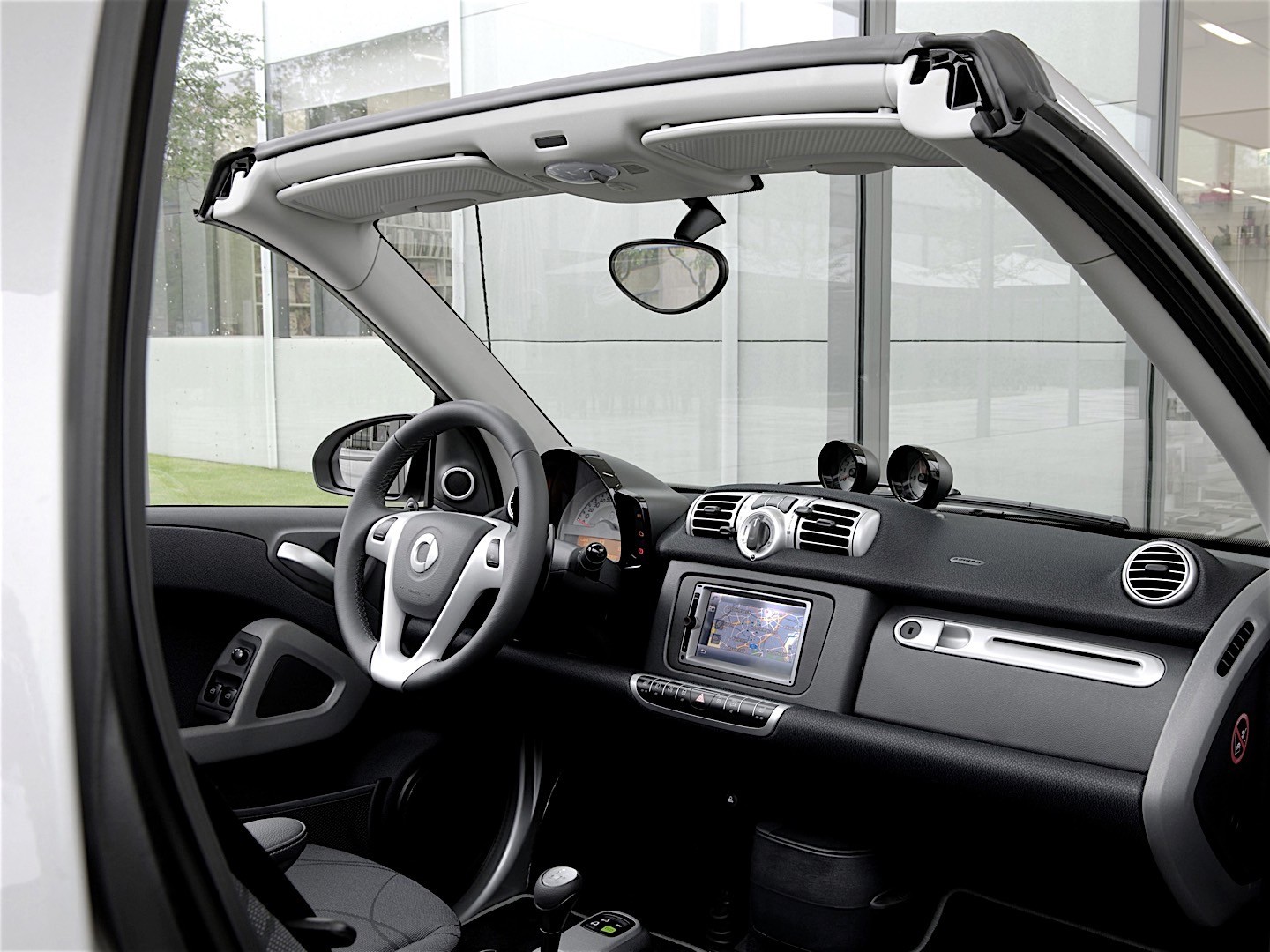 Smart Fortwo Cabrio photo 48