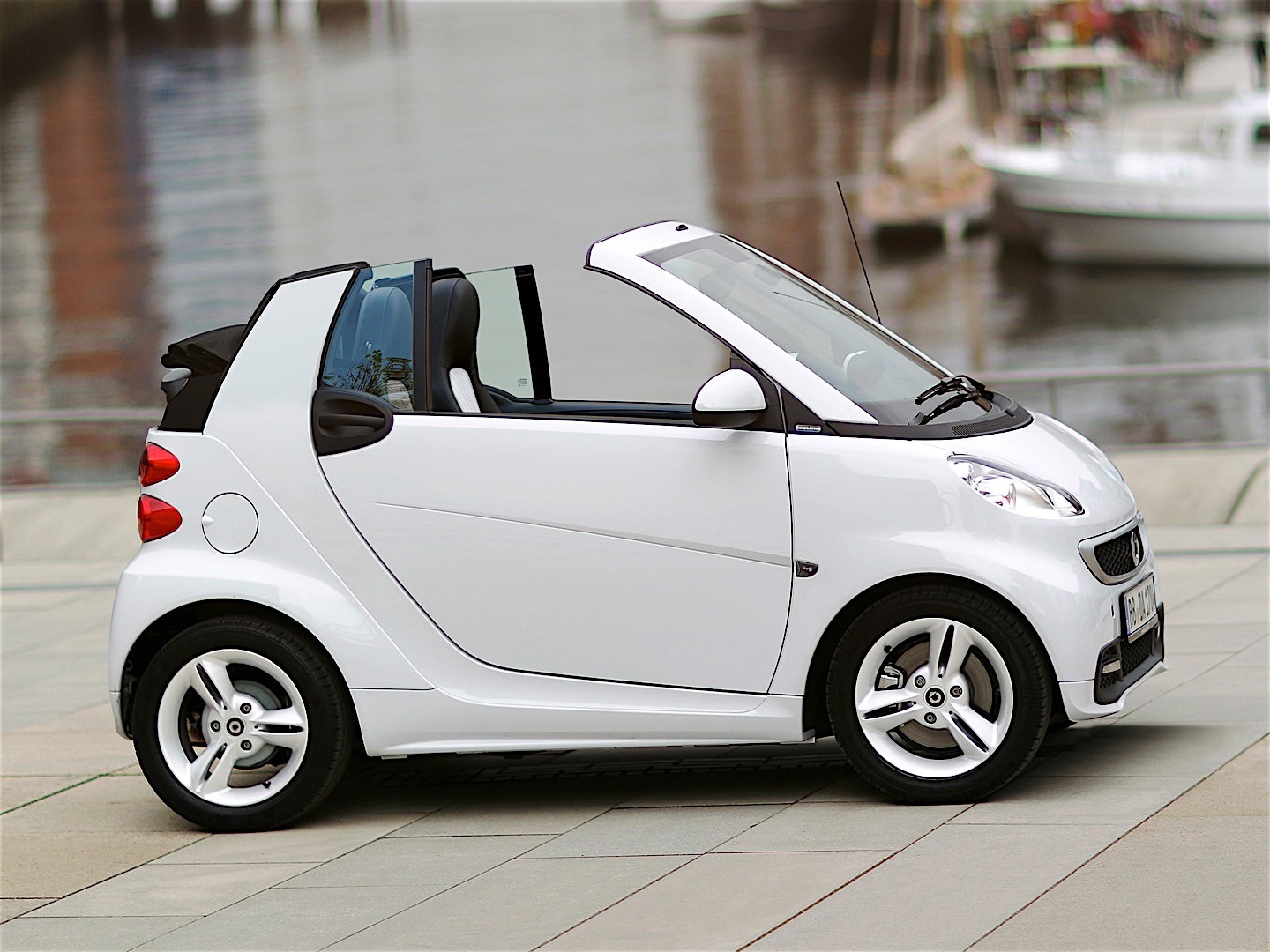 Smart Fortwo Cabrio photo 12