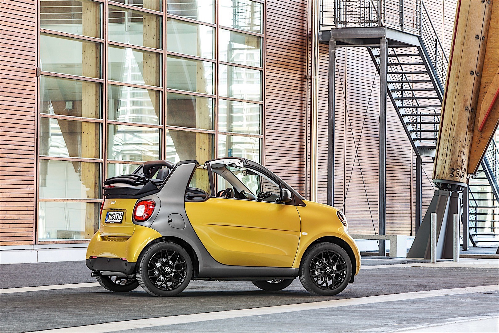 Smart Fortwo Cabrio photo 9