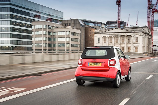 Smart Fortwo Cabrio photo 33
