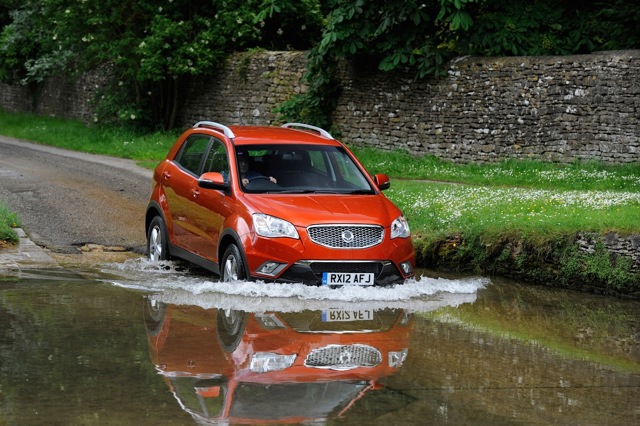 Ssangyong Korando foto 38