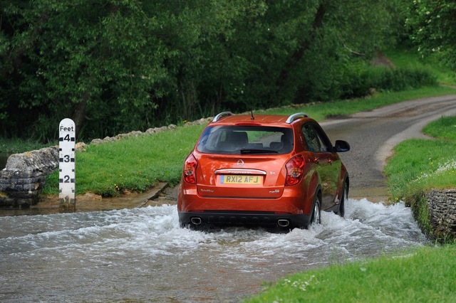 Ssangyong Korando foto 40