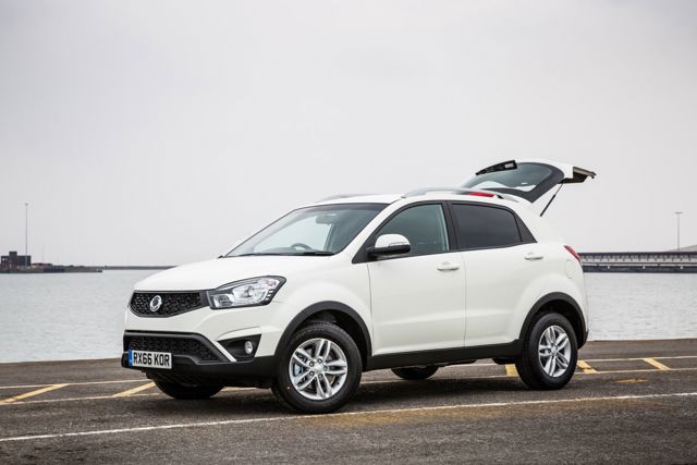 Ssangyong Korando photo 16