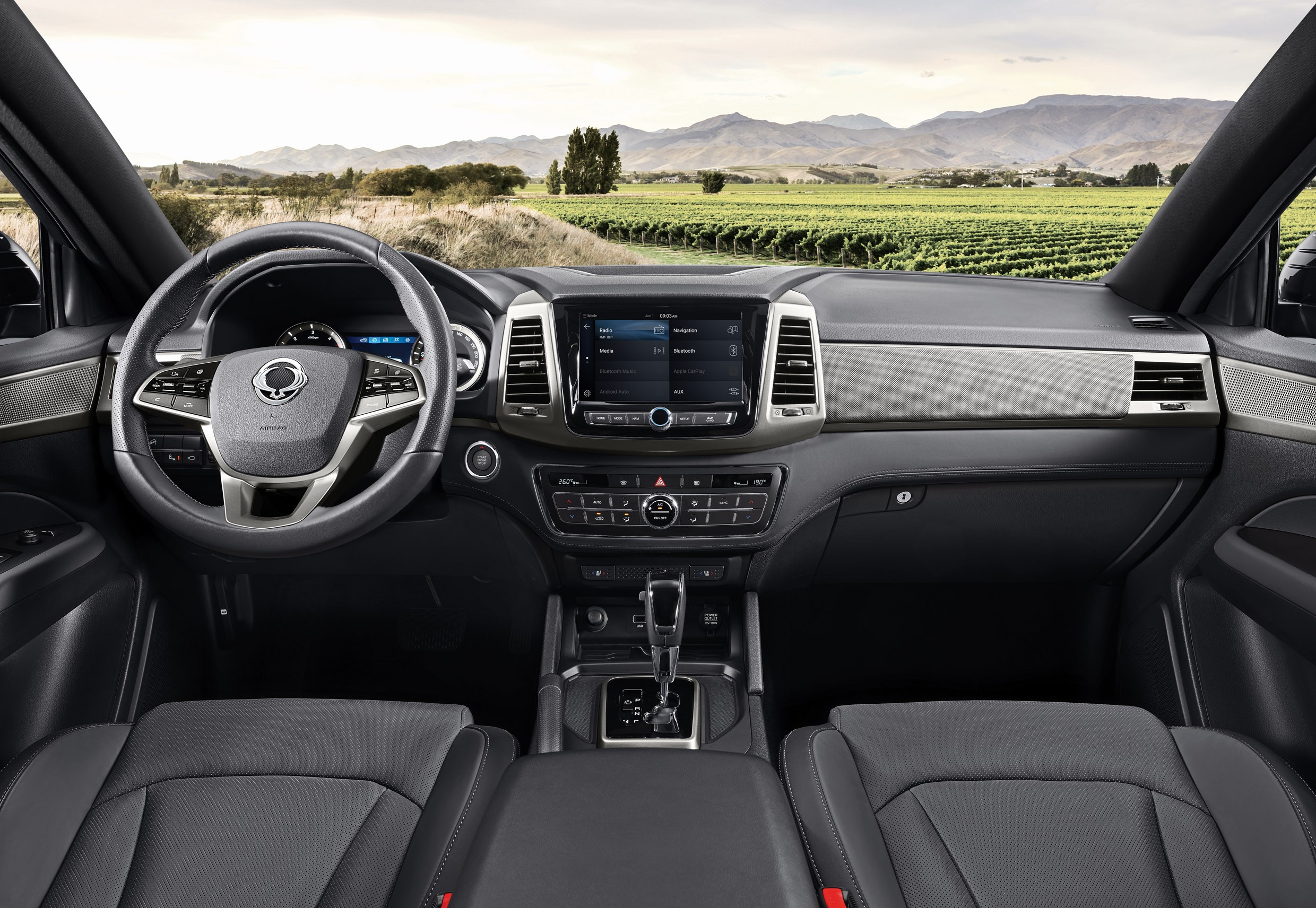 Ssangyong Musso photo 36