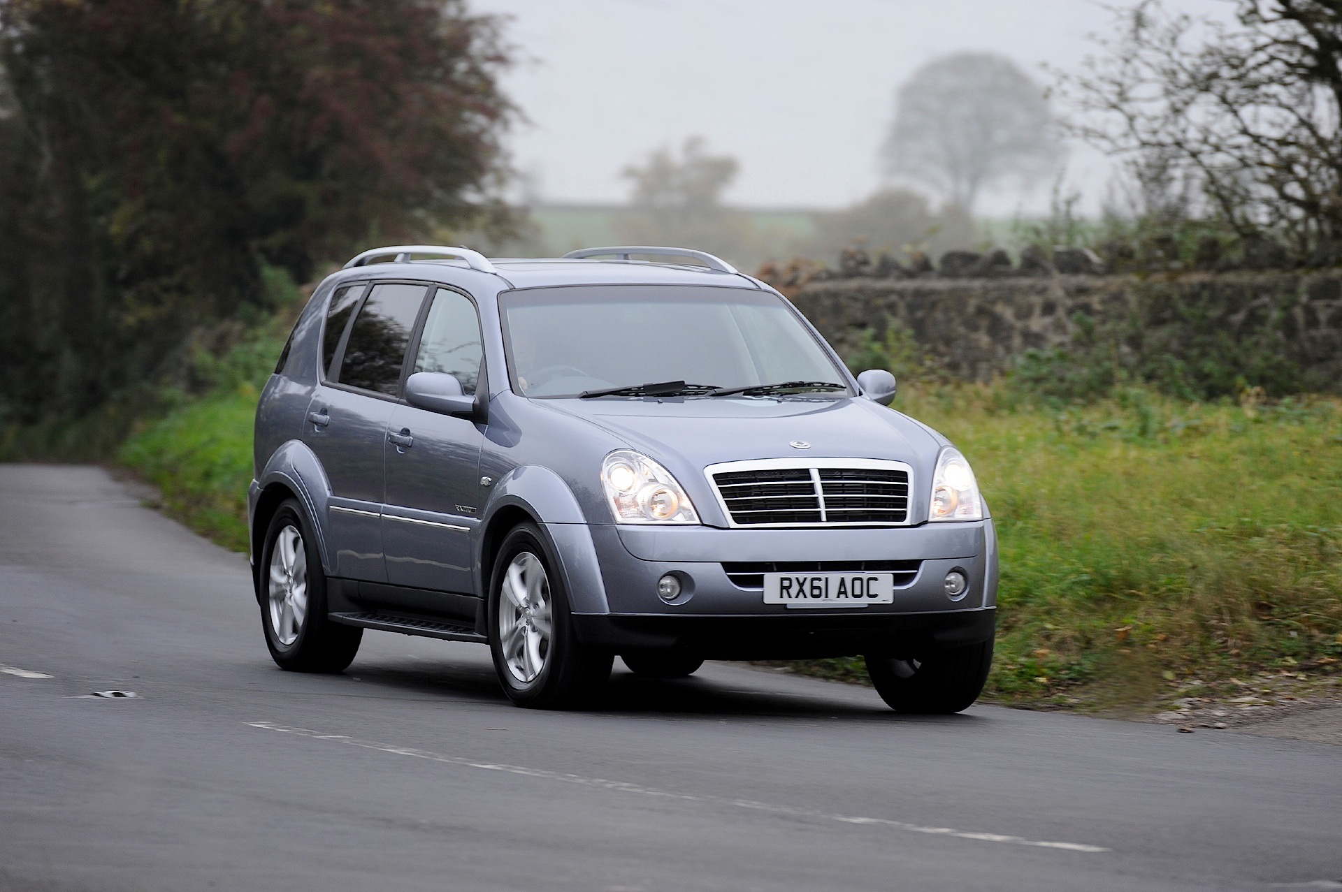 Ssangyong Rexton photo 8
