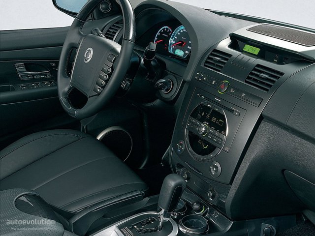Ssangyong Rexton photo 10