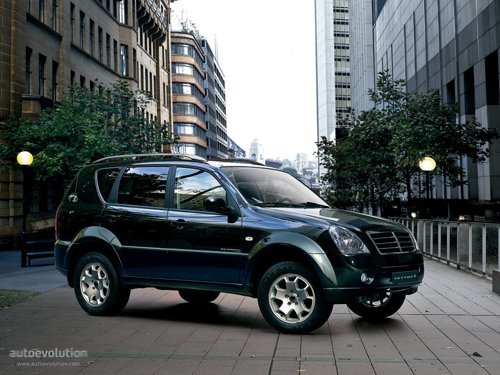 Ssangyong Rexton photo 2