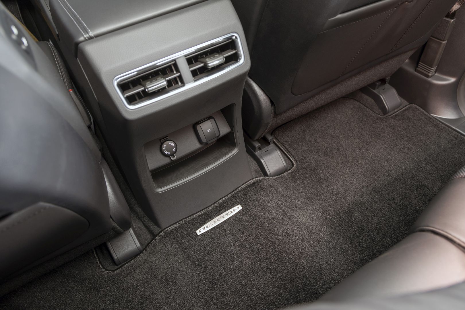 Ssangyong Rexton photo 68