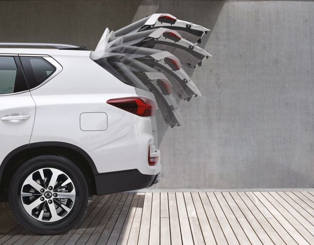Ssangyong Rexton photo 1