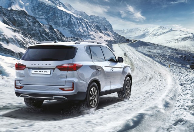 Ssangyong Rexton photo 3