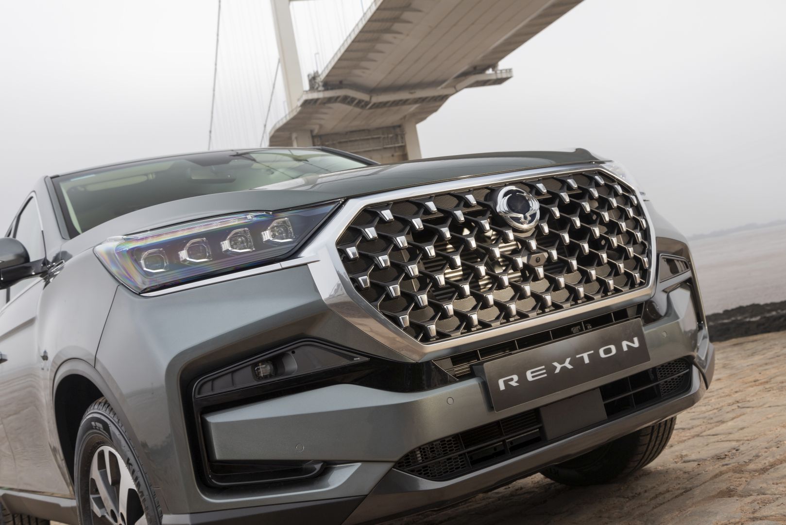 Ssangyong Rexton photo 11