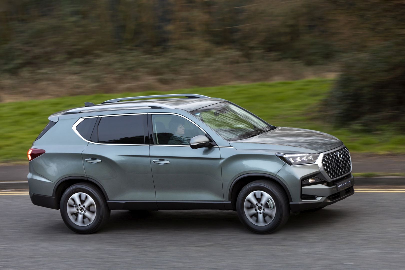 Ssangyong Rexton photo 22