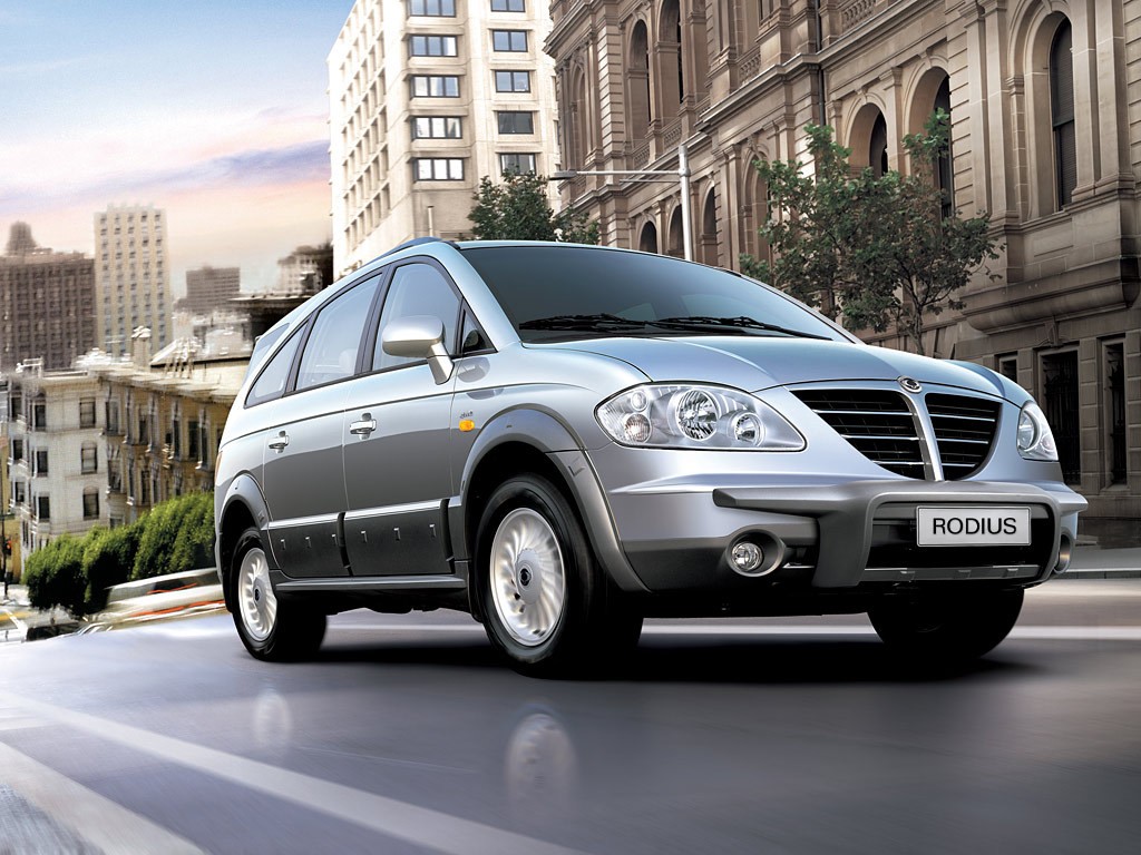 Ssangyong Rodius photo 14