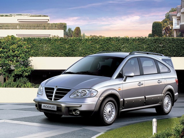 Ssangyong Rodius photo 15