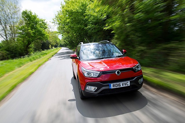 Ssangyong Tivoli Xlv photo 7