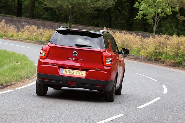 Ssangyong Tivoli Xlv photo 16
