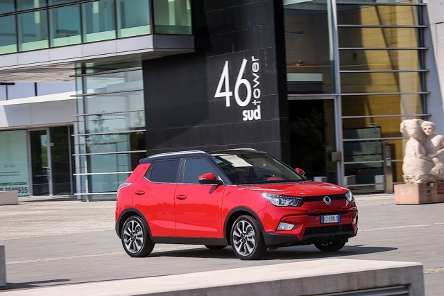 Ssangyong Tivoli foto 71