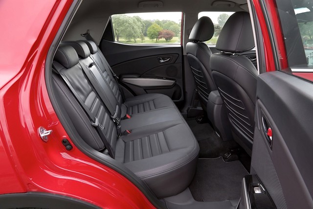 Ssangyong Tivoli foto 100