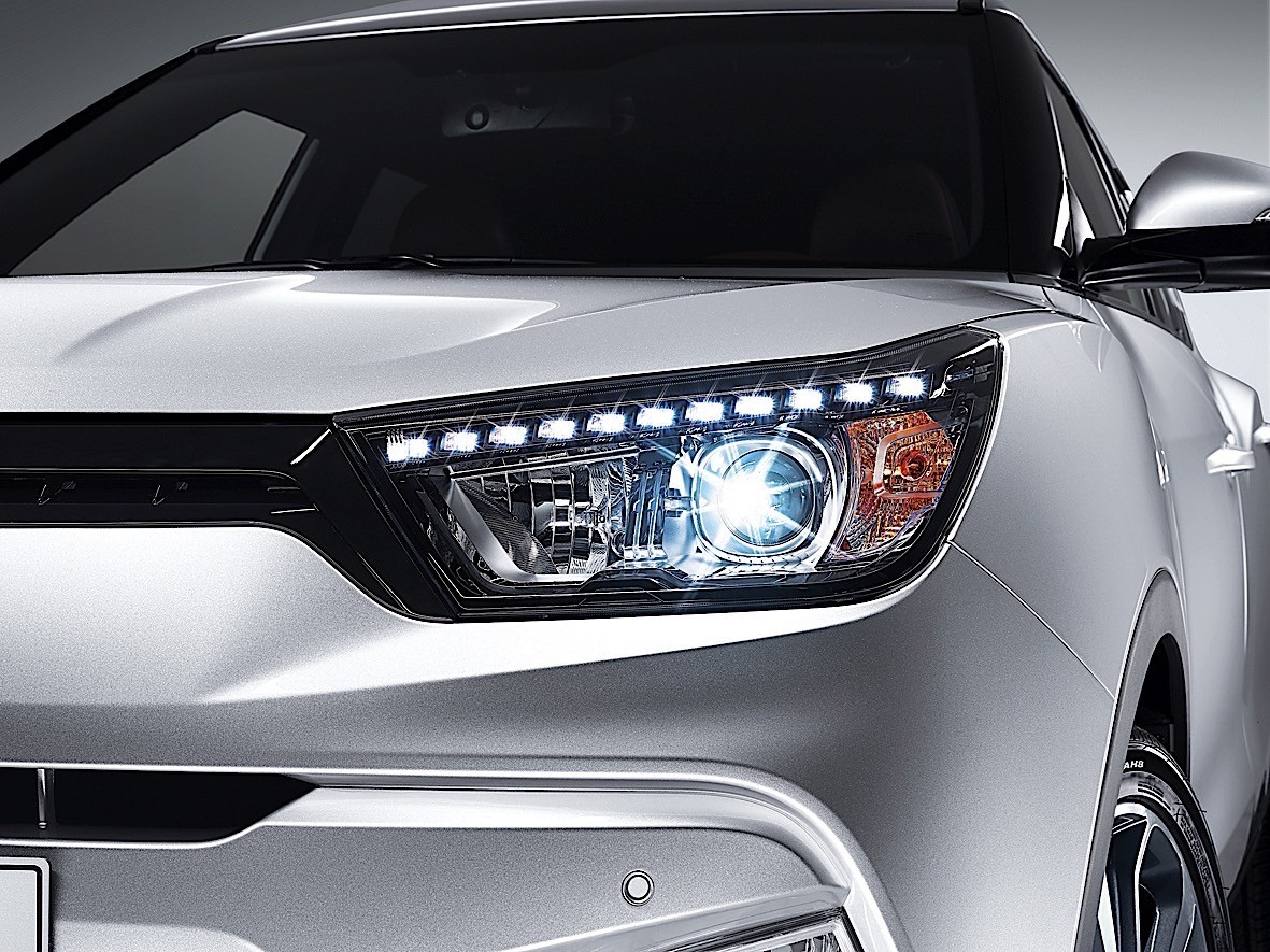 Ssangyong Tivoli photo 3